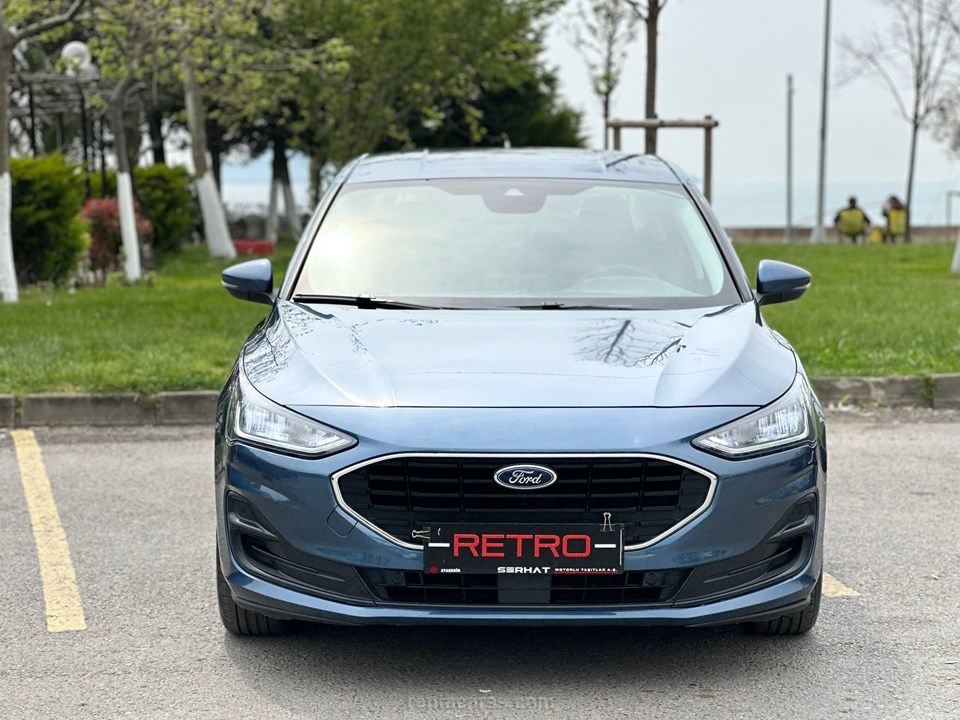 FORD FOCUS