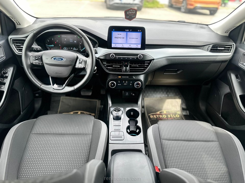 FORD FOCUS
