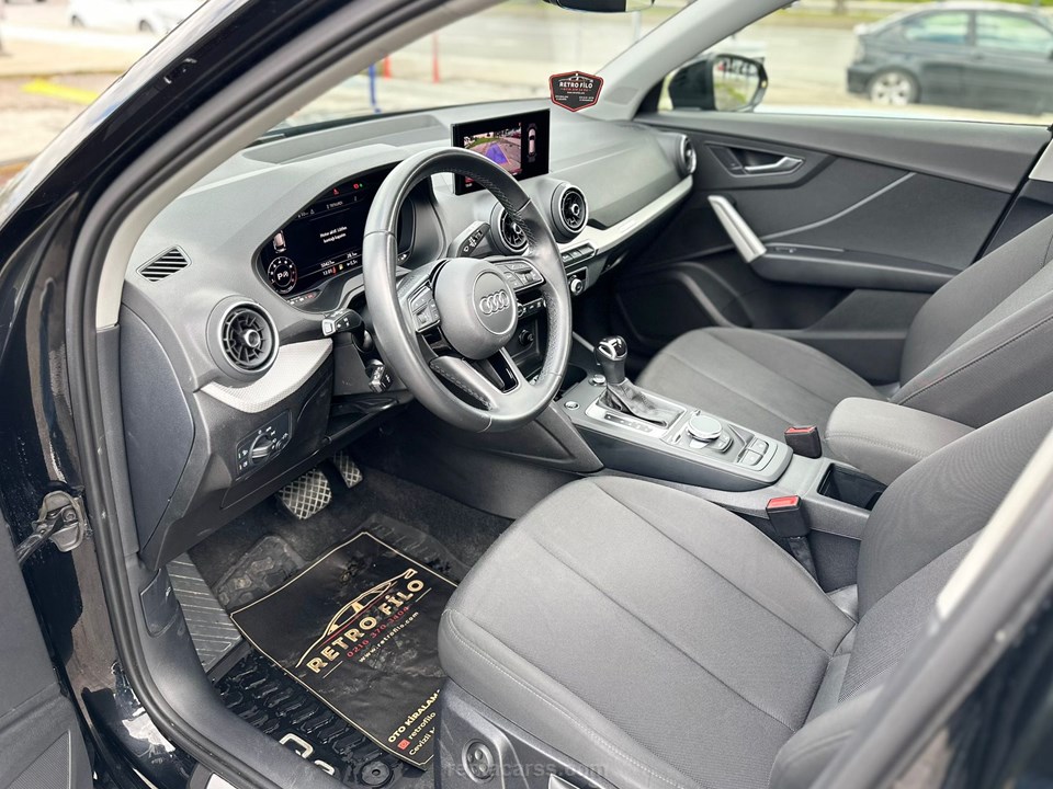AUDI Q2