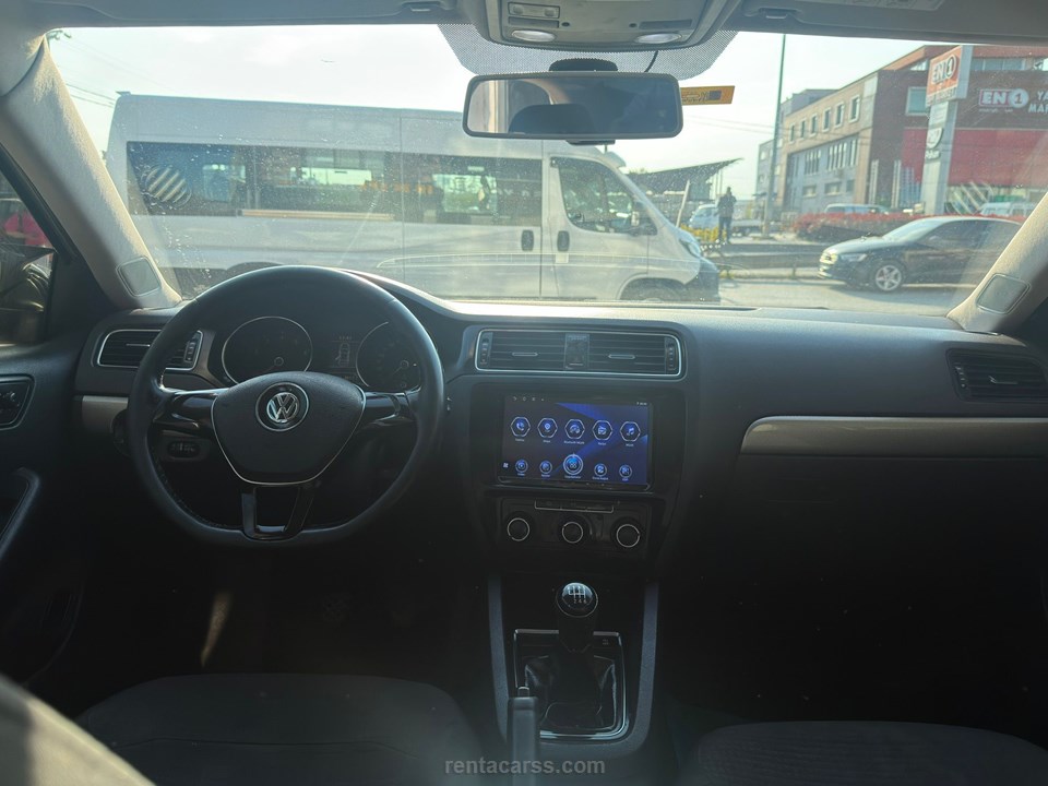 VOLKSWAGEN JETTA