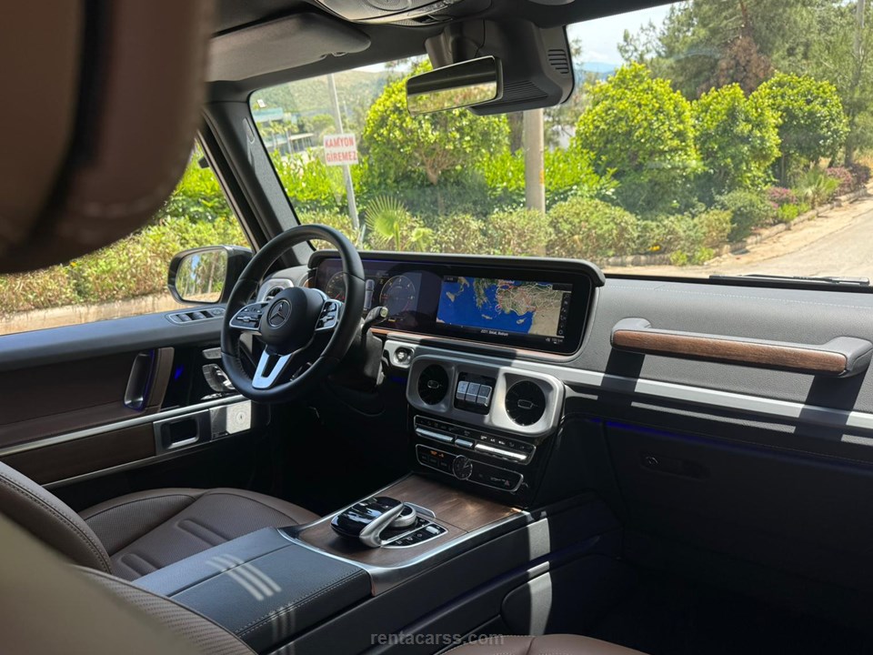 MERCEDES G400