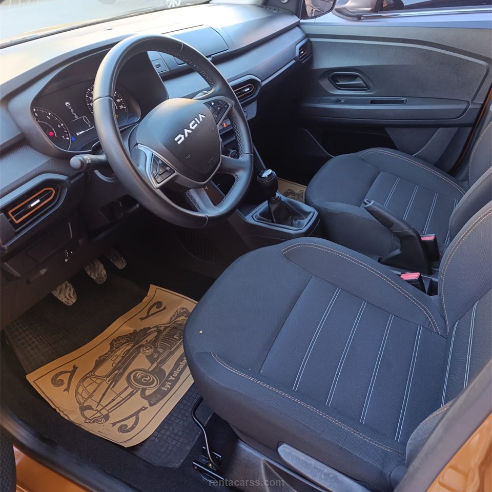 DACIA SANDERO