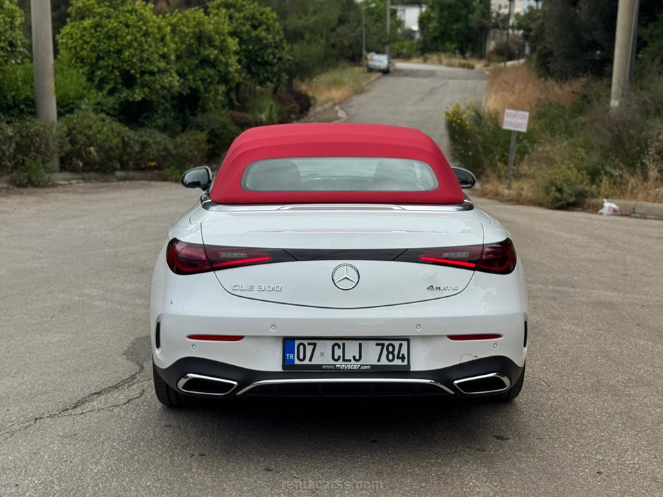 MERCEDES C