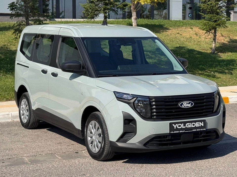 FORD TOURNEO COURIER