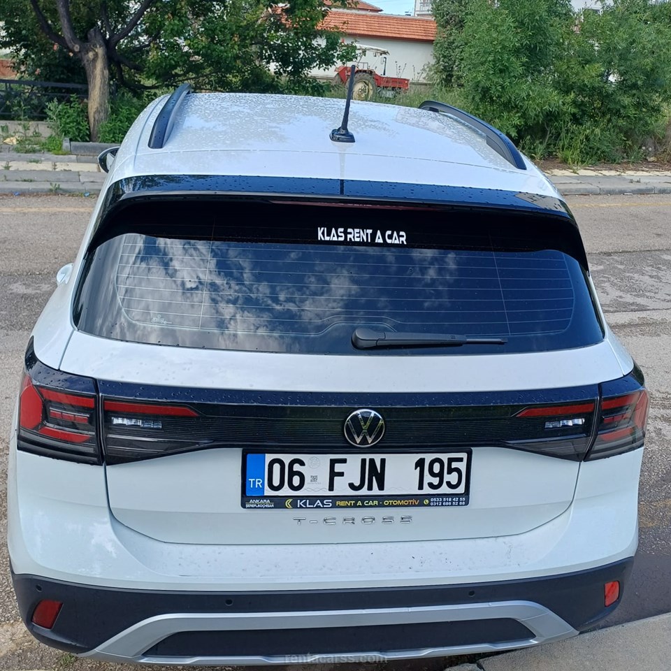 VOLKSWAGEN T Cross