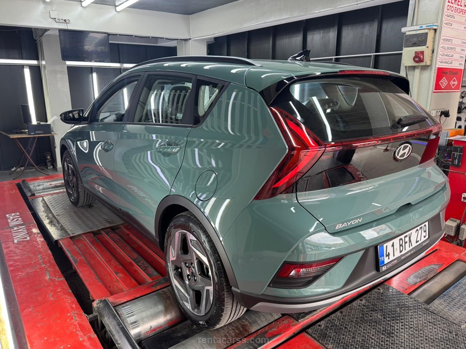 HYUNDAI Bayon