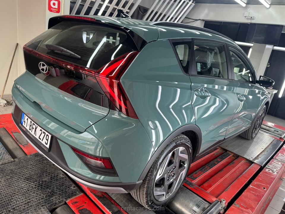 HYUNDAI Bayon