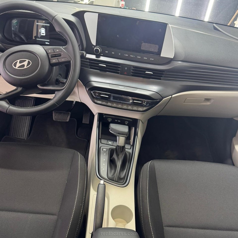 HYUNDAI Bayon