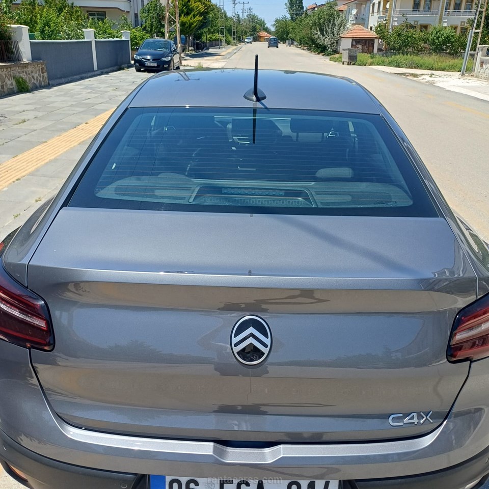 CITROEN C4X