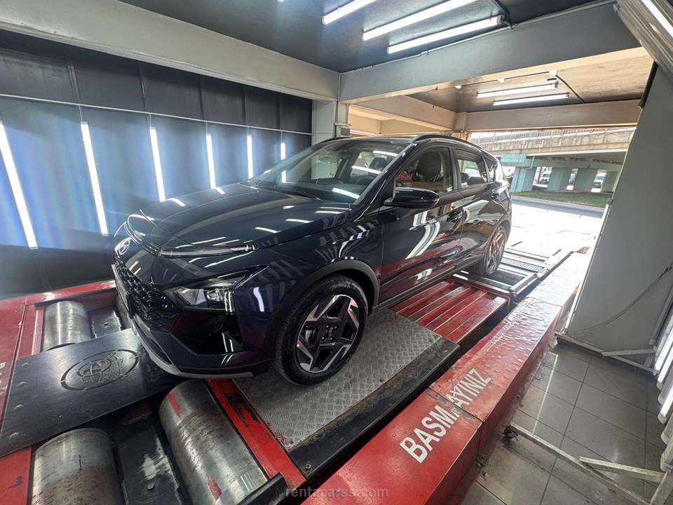 HYUNDAI Bayon